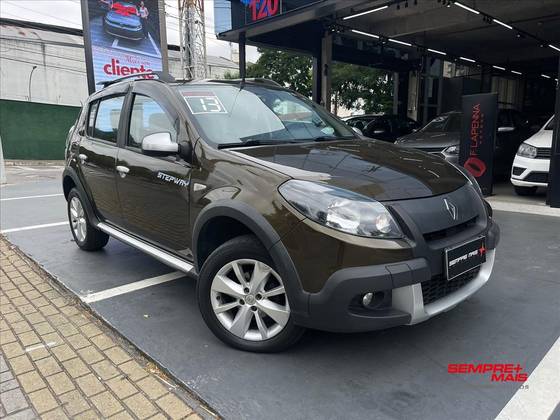 RENAULT SANDERO 1.6 STEPWAY 16V FLEX 4P AUTOMÁTICO